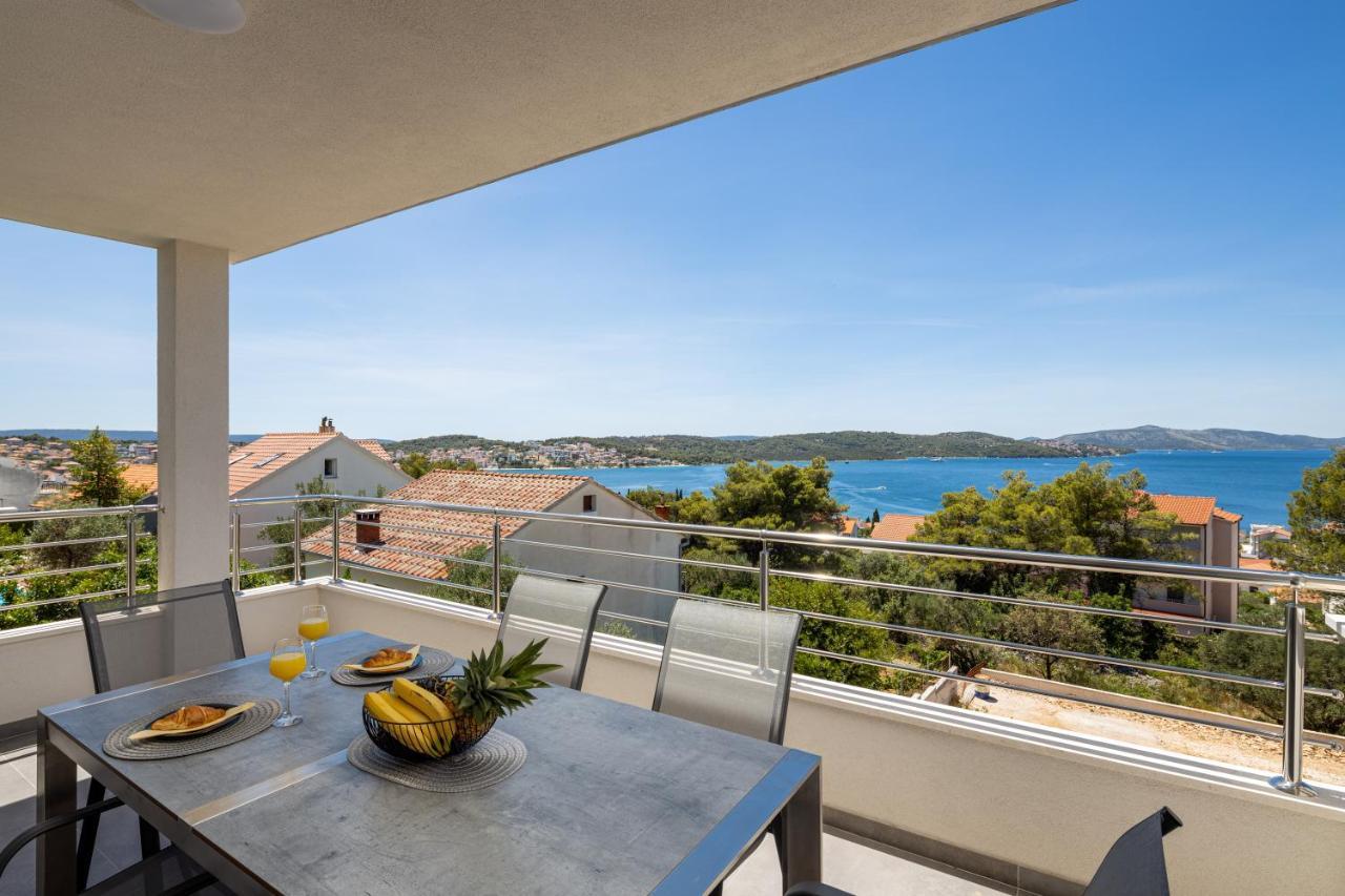 Villa Palavra Trogir Buitenkant foto