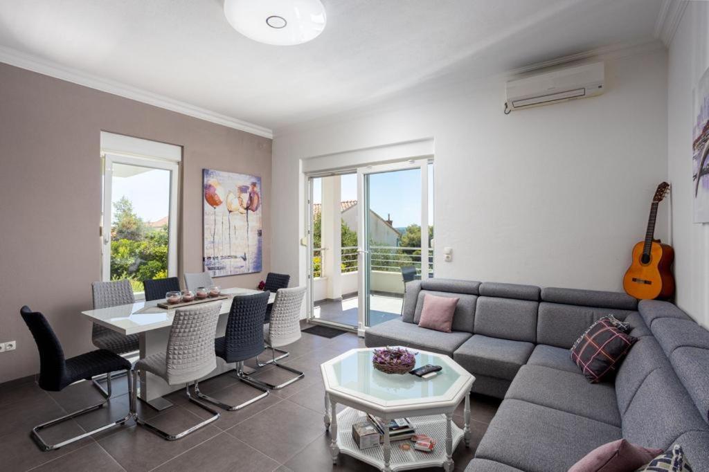 Villa Palavra Trogir Buitenkant foto